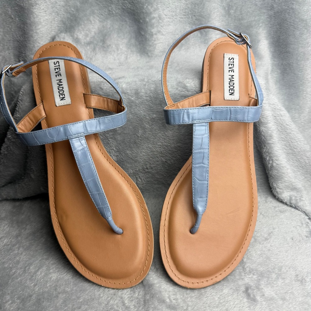 Steve Madden Lanza Light Blue Croc Embossed T-Strap Flat Sandals Size 11